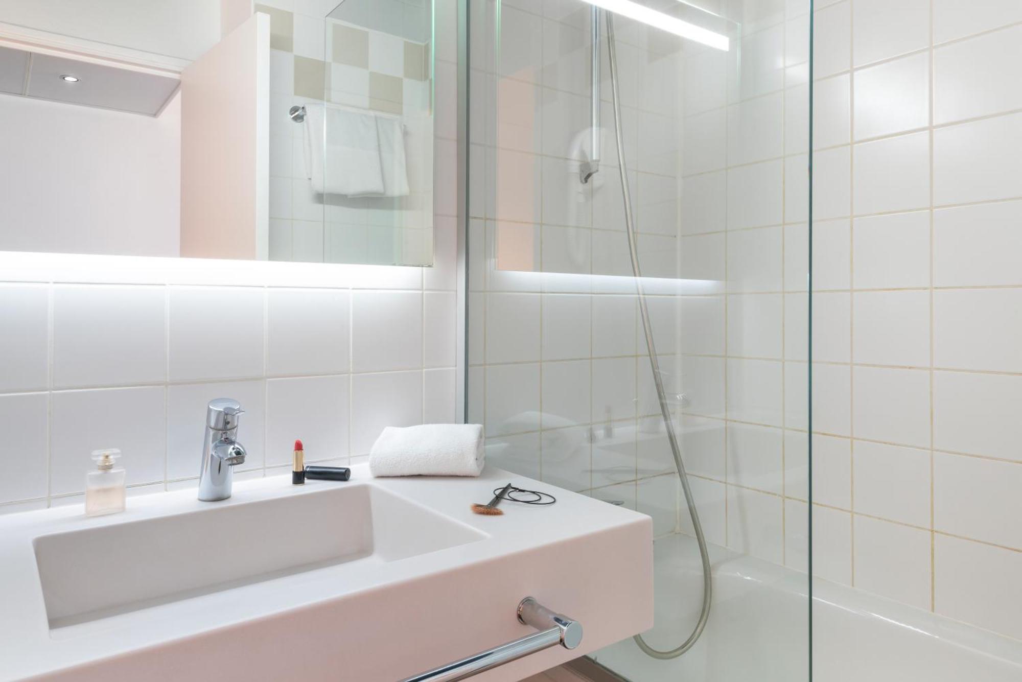 Hotel Ibis Styles Gare De L'est Chateau Landon Parijs