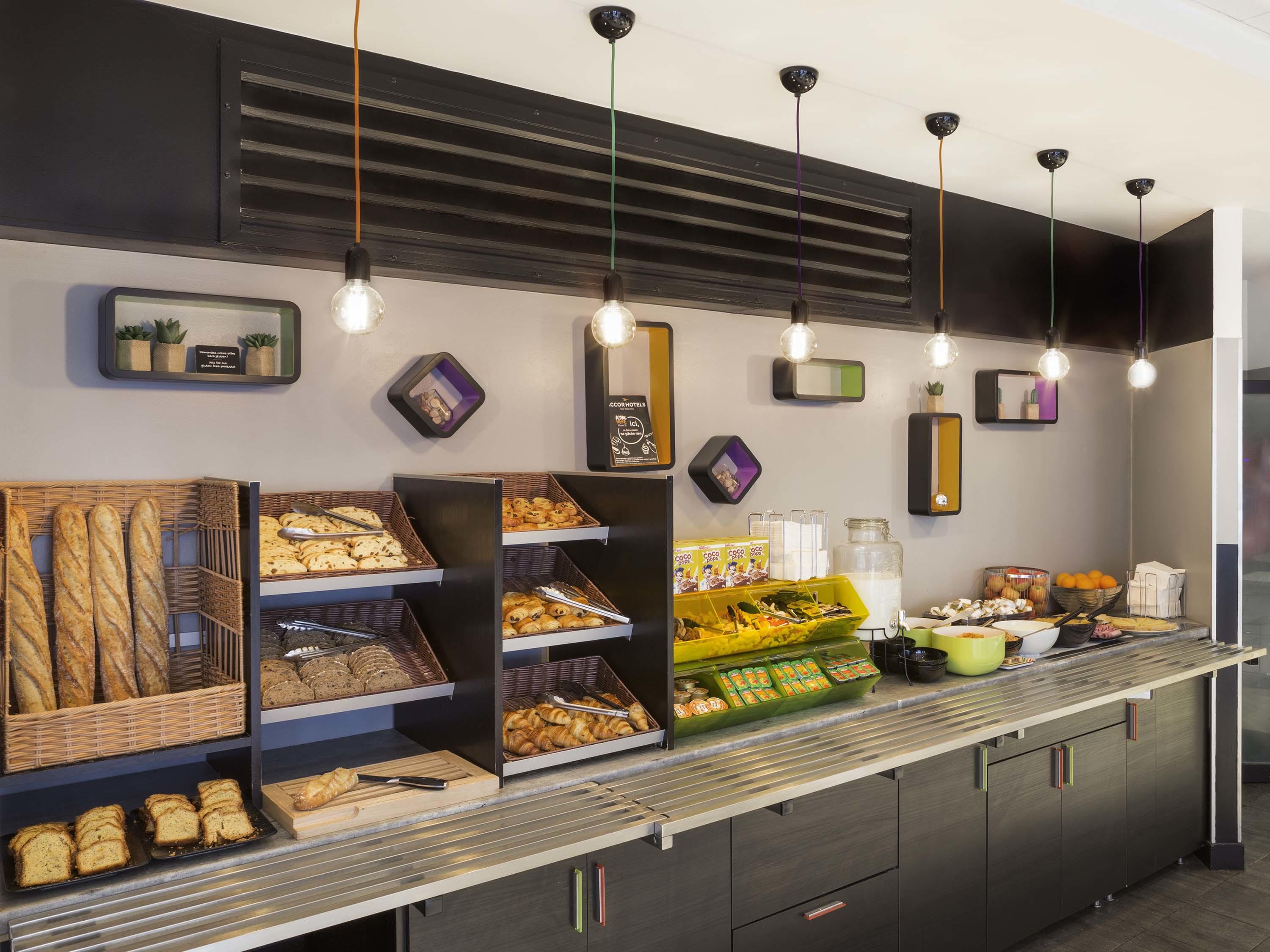Ibis Styles Gare De L'est Château Landon Hotel 3*